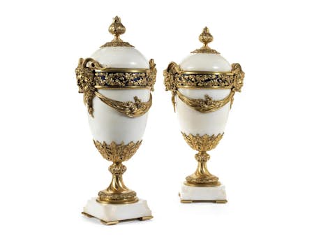 Paar Cassolette-Vasen im Louis XVI-Stil